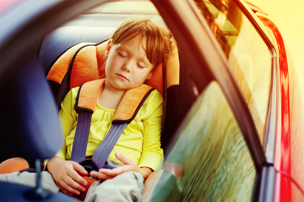 3 poderosas razones para no dejar a tu hijo en el auto 3 poderosas razones para no dejar a tu hijo en el auto
