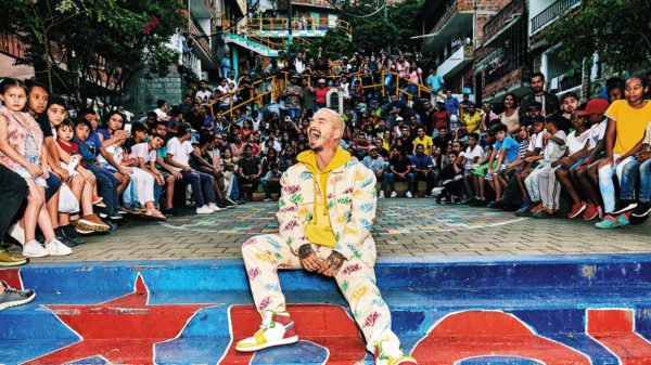 Facebook: J Balvin